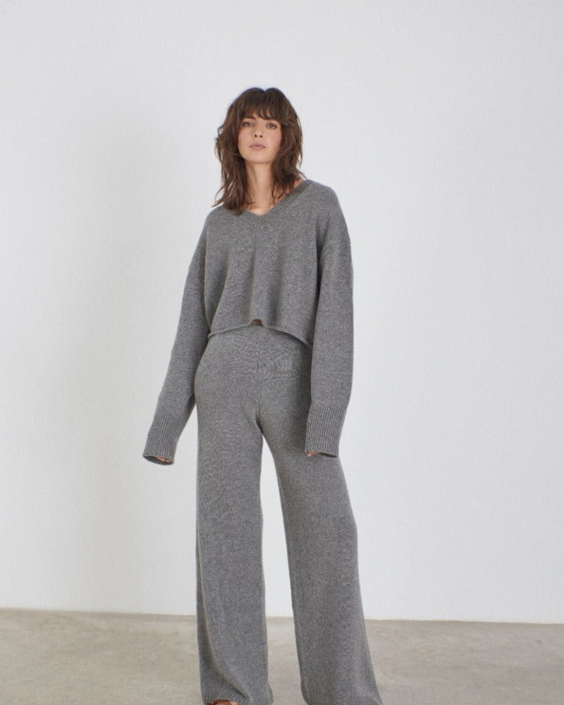 Lis, Grey, Cashmere Cropped V-Neck