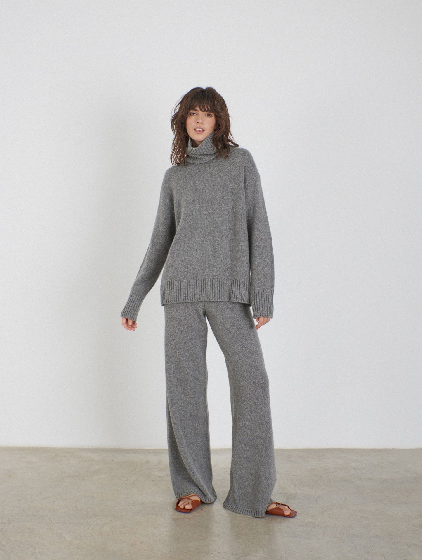 Ada, Grey, Cashmere Turtle Neck