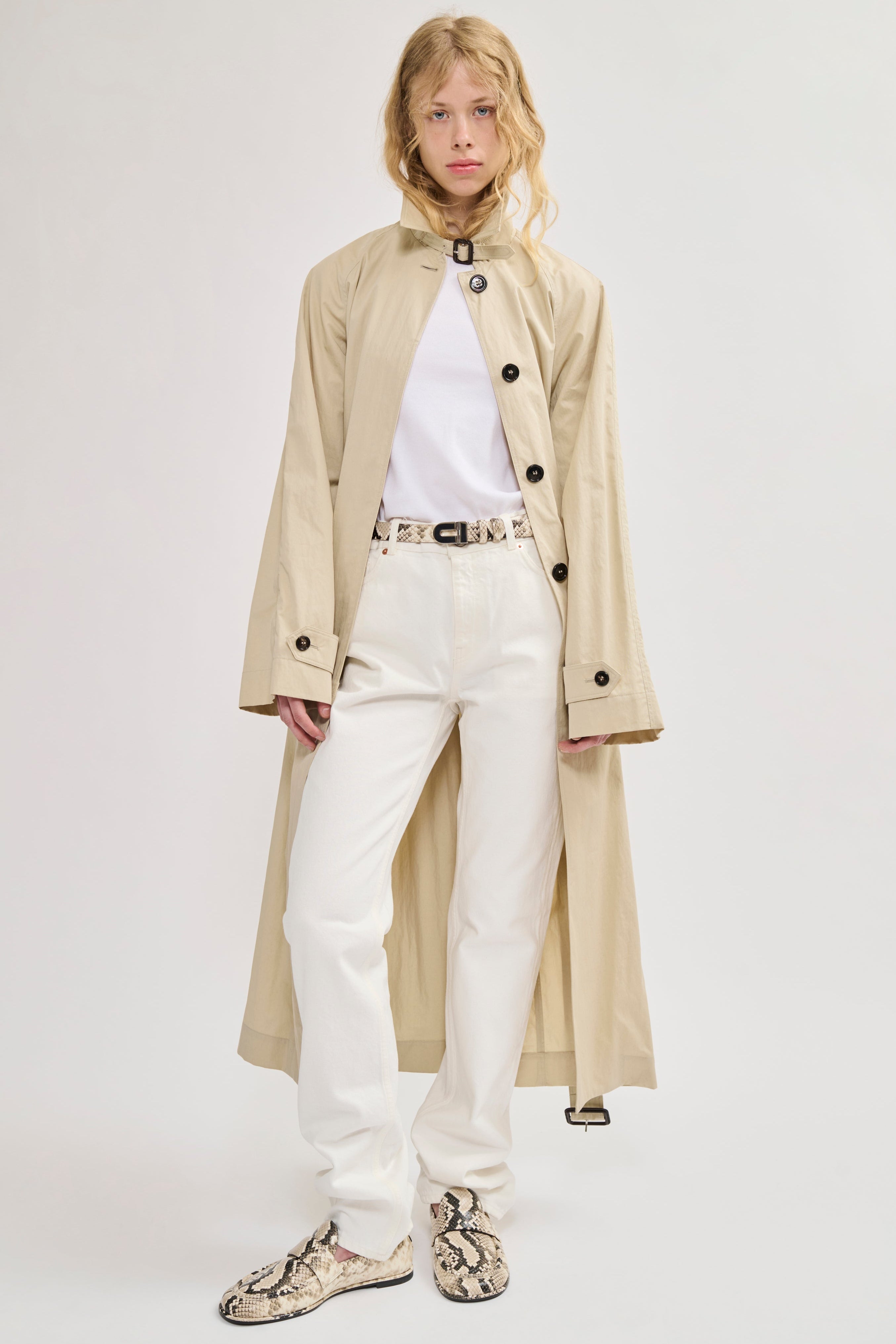 Teurn Studios Slim Fit Long, White, Jeans