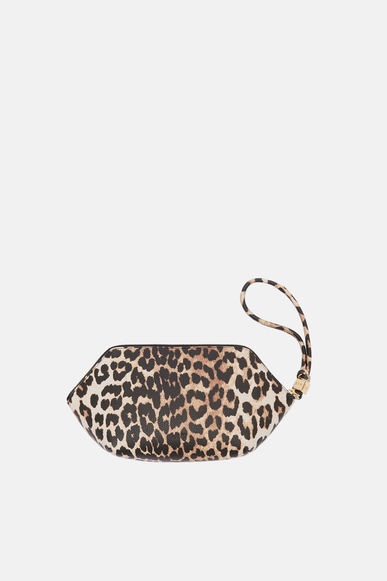 GANNI Bou Make Up Printed Grained Clutch in Almond Milk mit Leopardprint und Trageschlaufe Rückansicht.