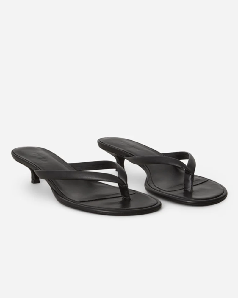 Teurn Studios Erika, Black, Flip Flop