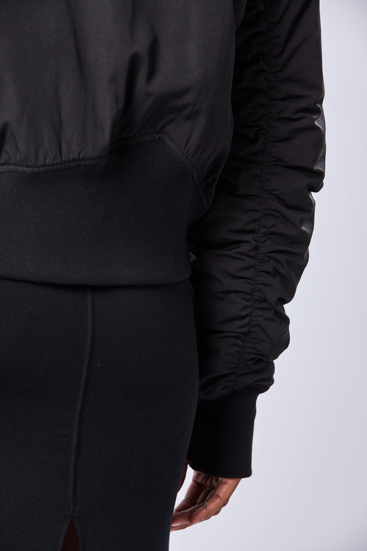 W J 204, Black, Bomberjacke