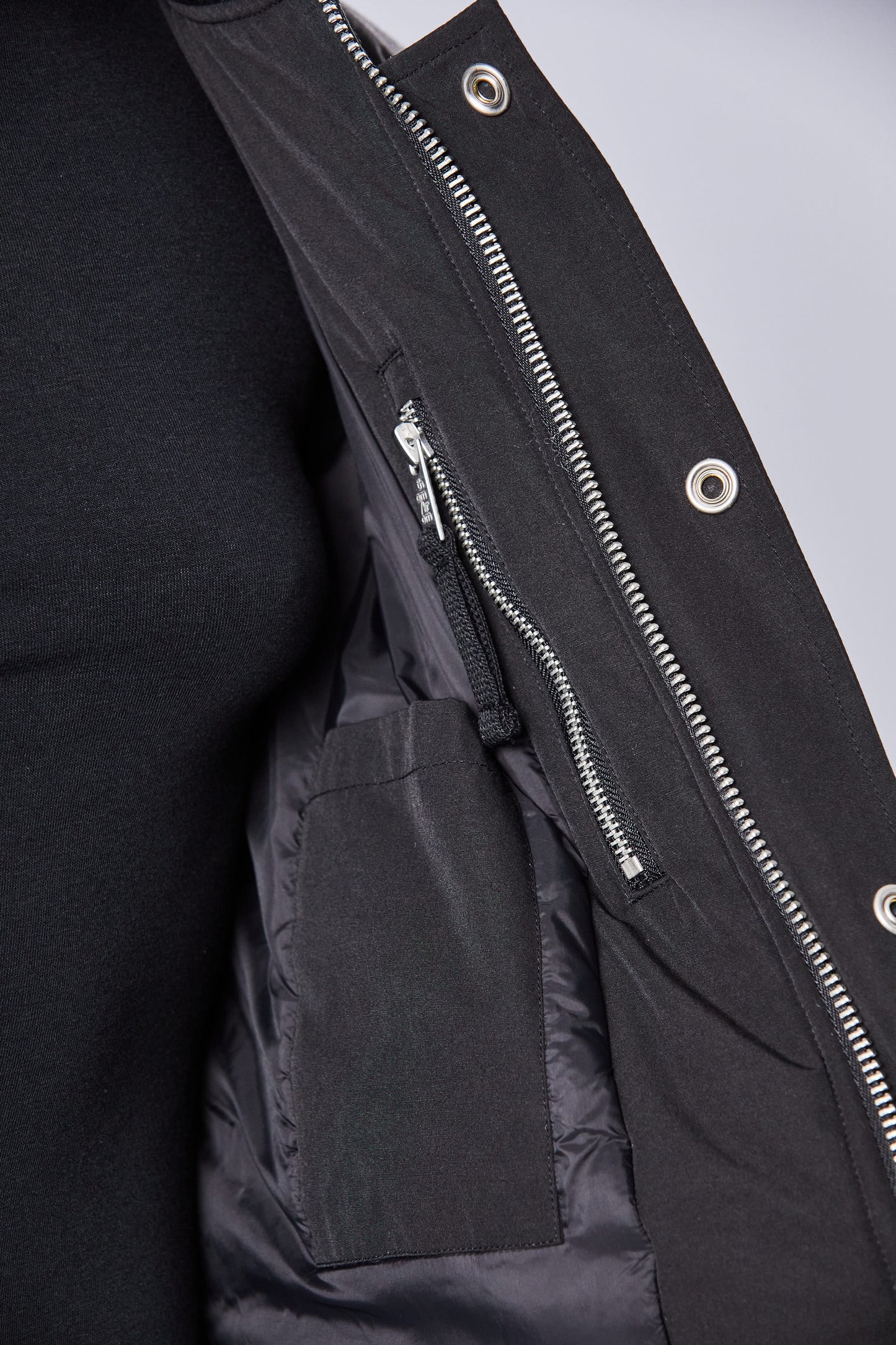W J 204, Black, Bomberjacke