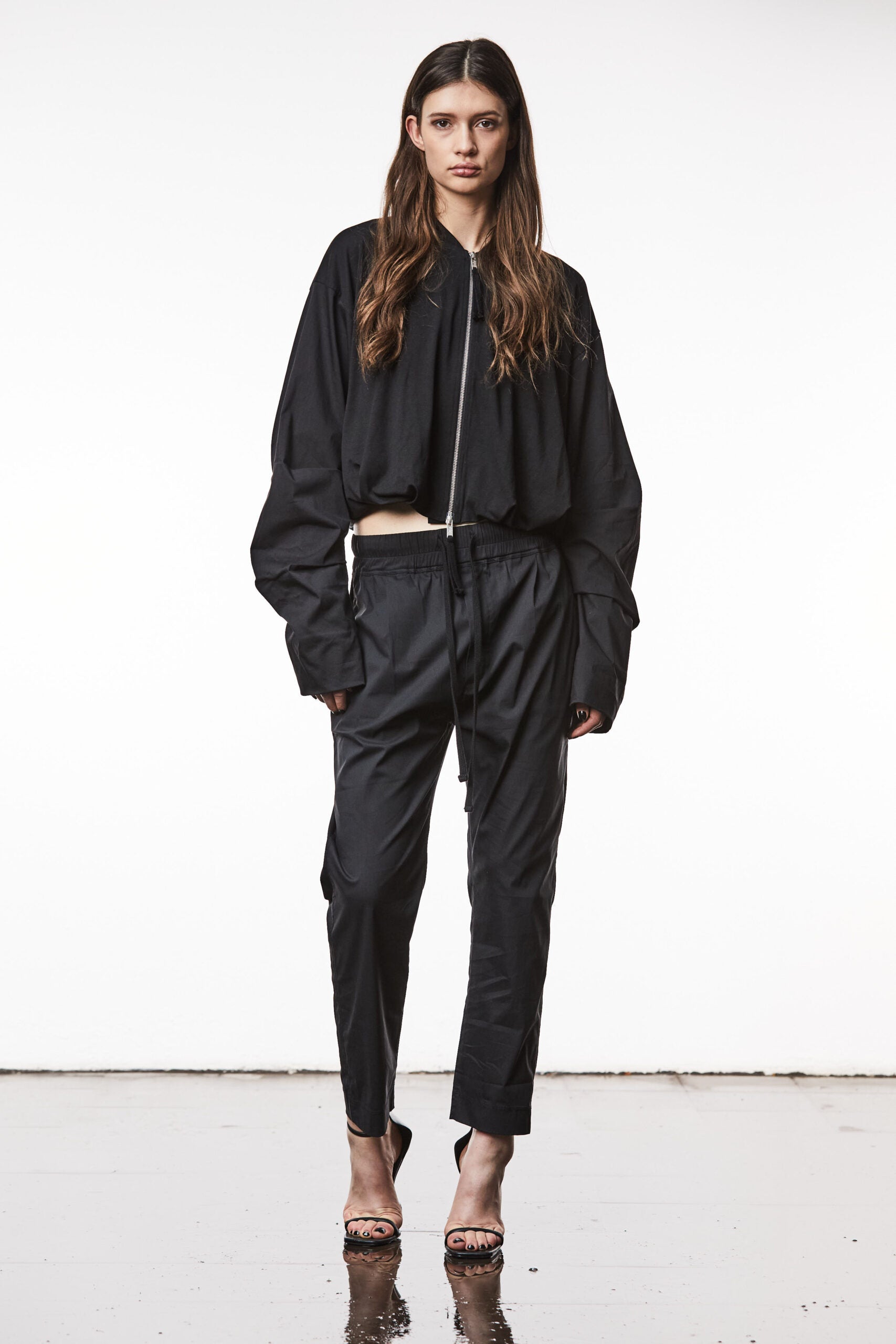 Thom/Krom W ST 405, Black, Hose