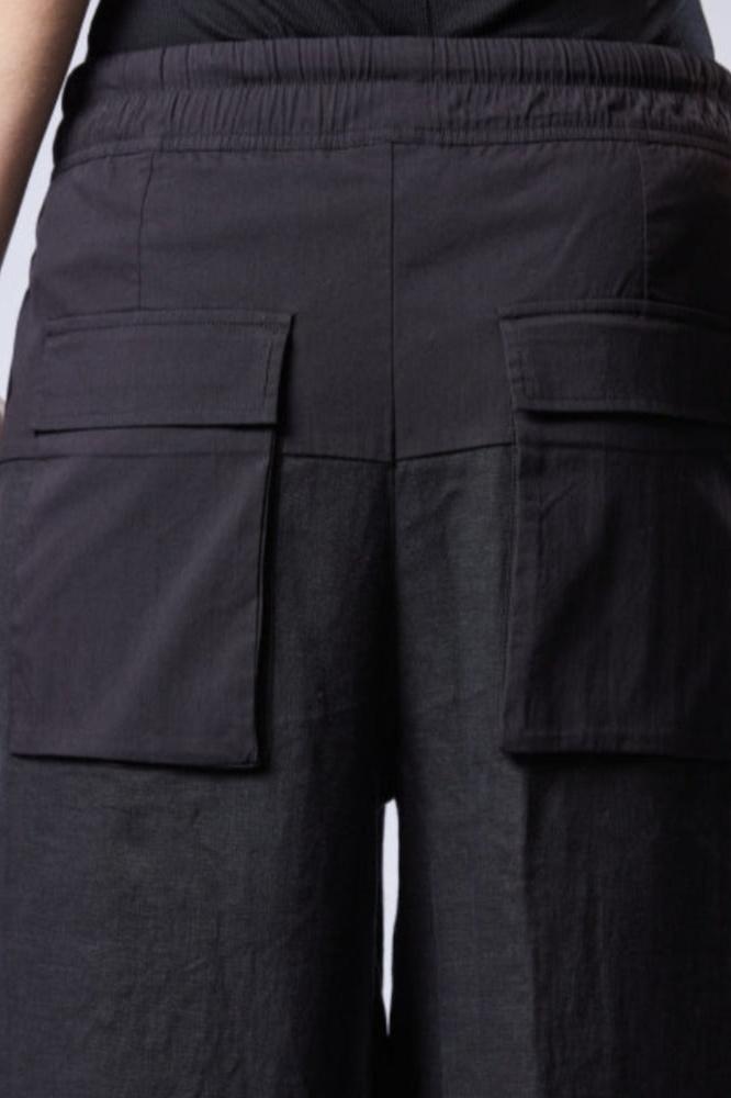 Thom/Krom W ST 359, Black, Hose