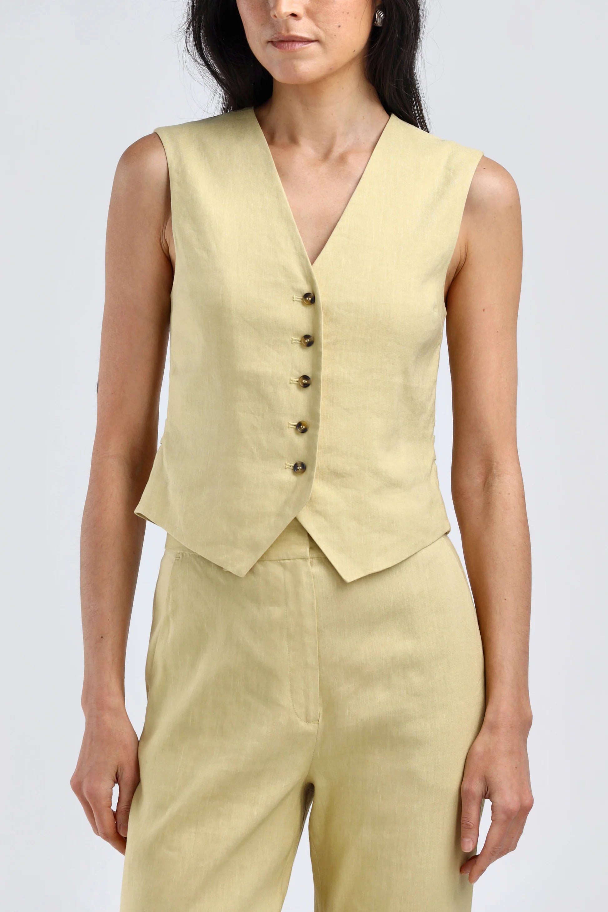 Ladneri Helena, Cocoon, Weste