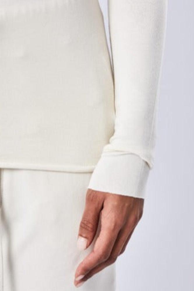 W TS 492, Bone, turtleneck sweater