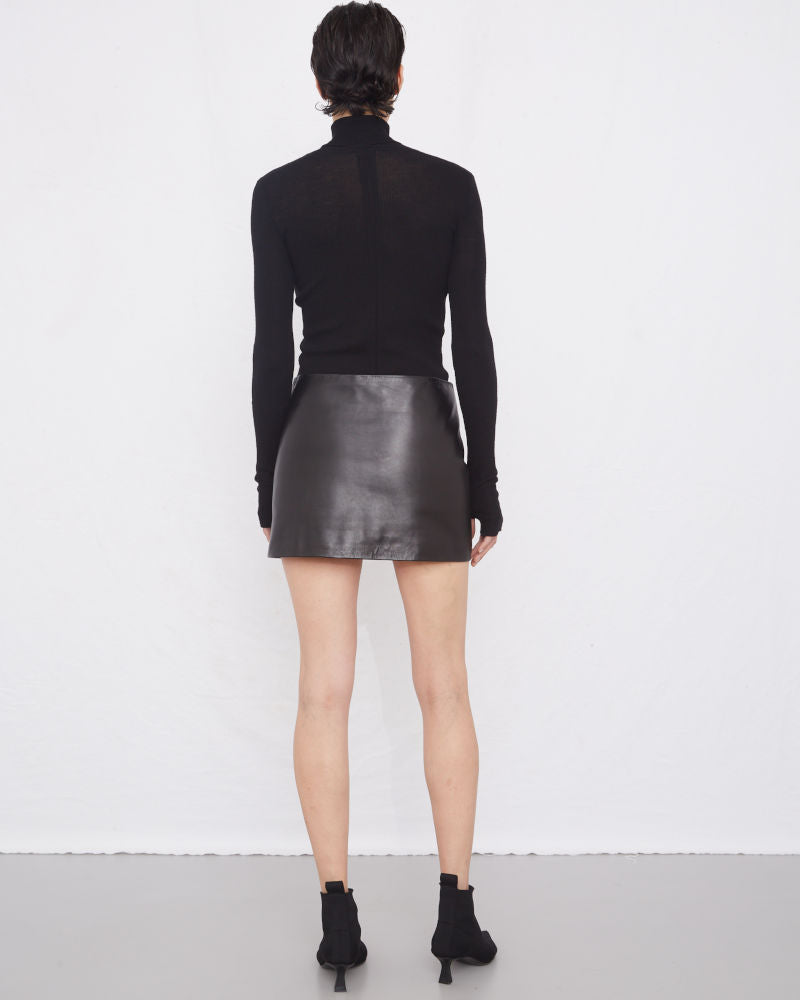 Leather mini skirt black