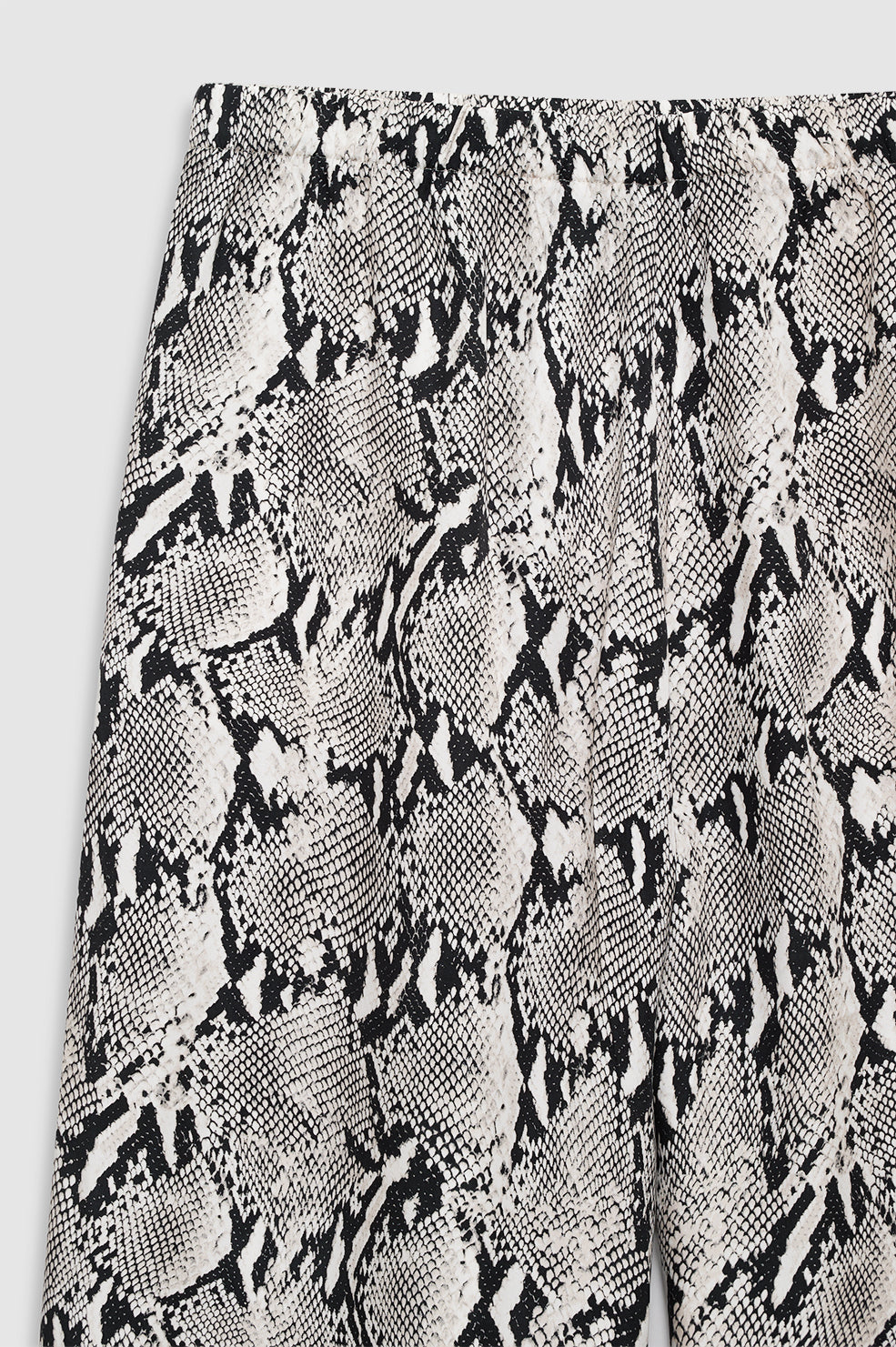 Anine Bing, Roslyn, Python, Hose