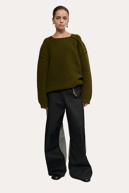 Heavy patent, dark green, sweater