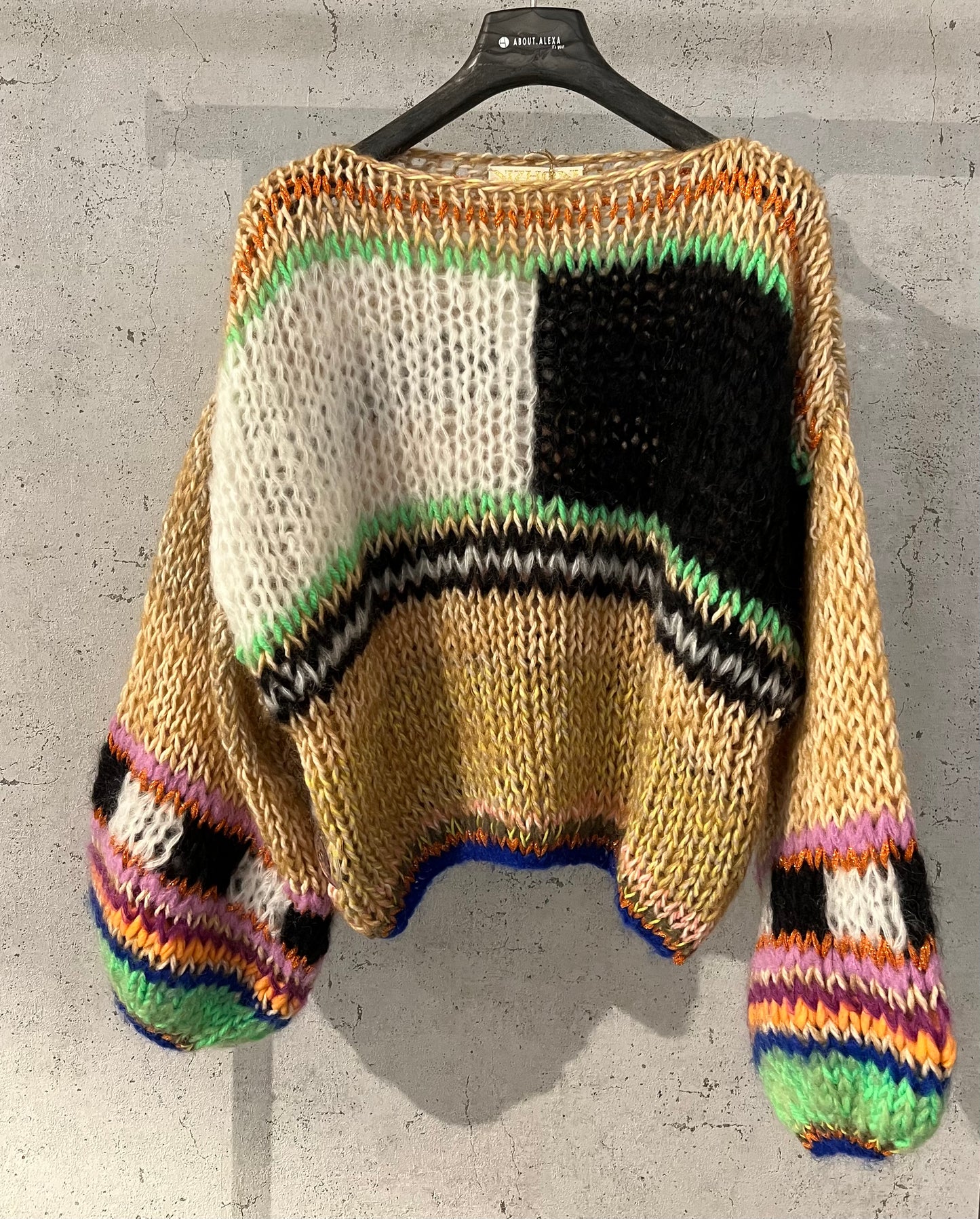 Zuki, Color 2, Sweater
