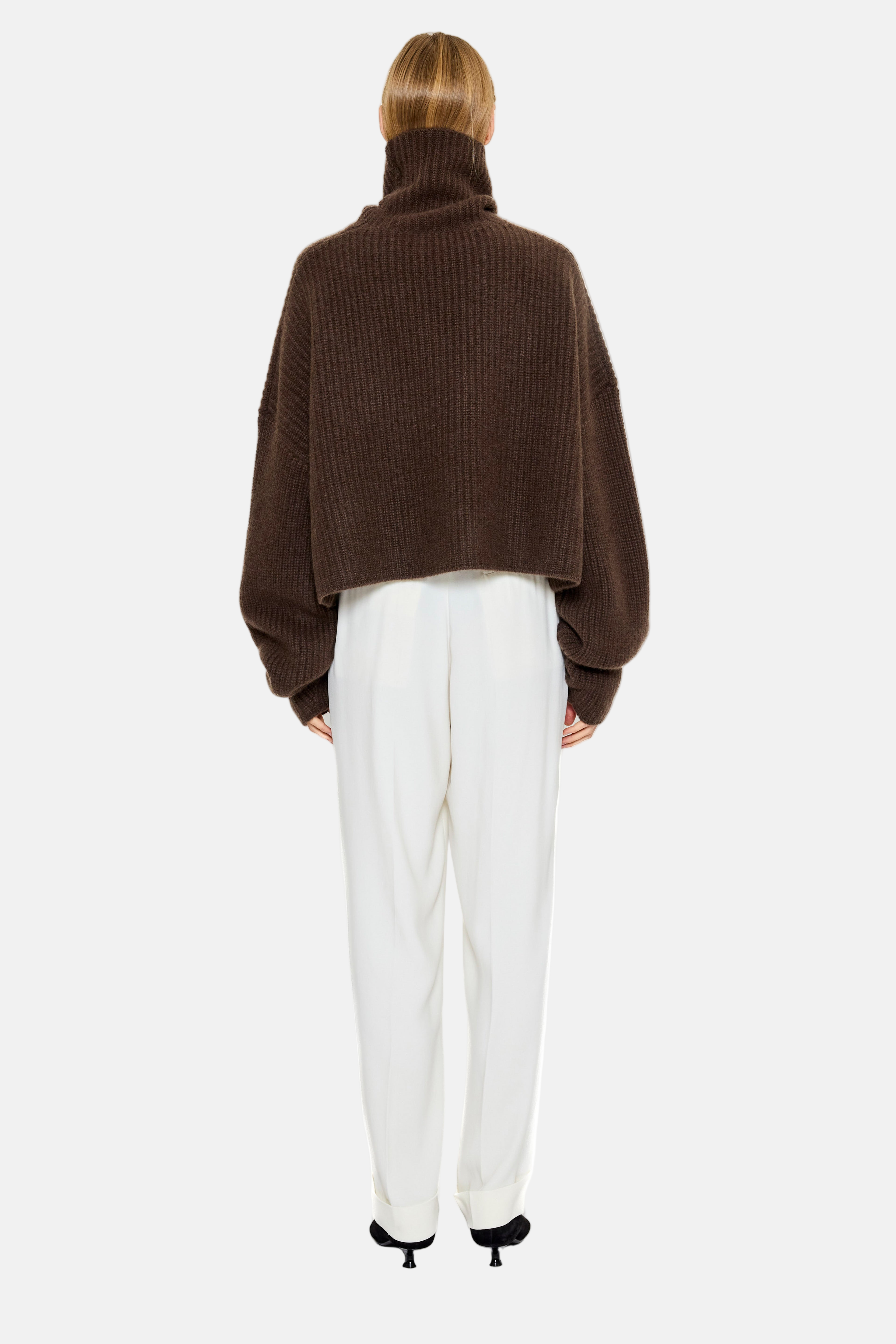 Arch4 Delphine, Ebony, Pullover