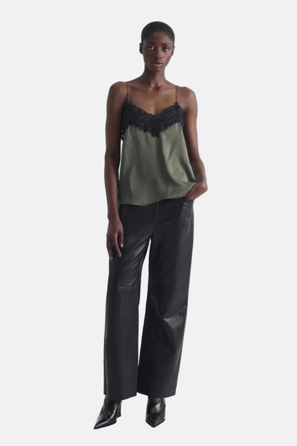 IRO Newin, Lichen, Top