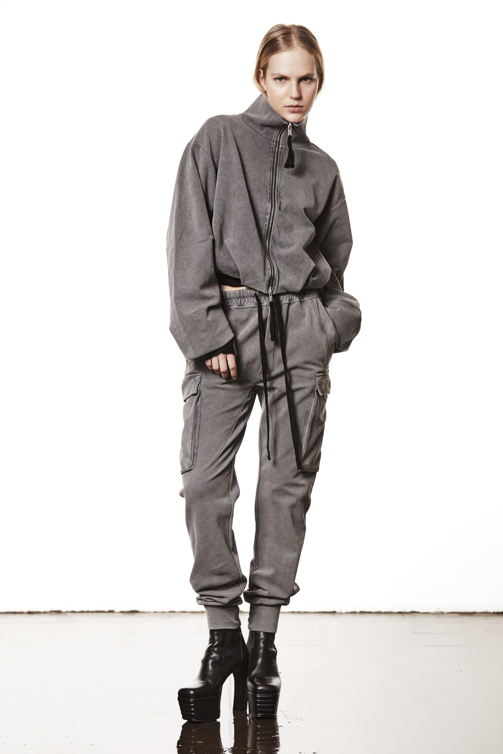 Thom/Krom W ST 417, Used Grey, Hose