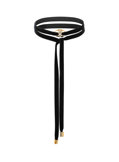 Lucie Choker, Black